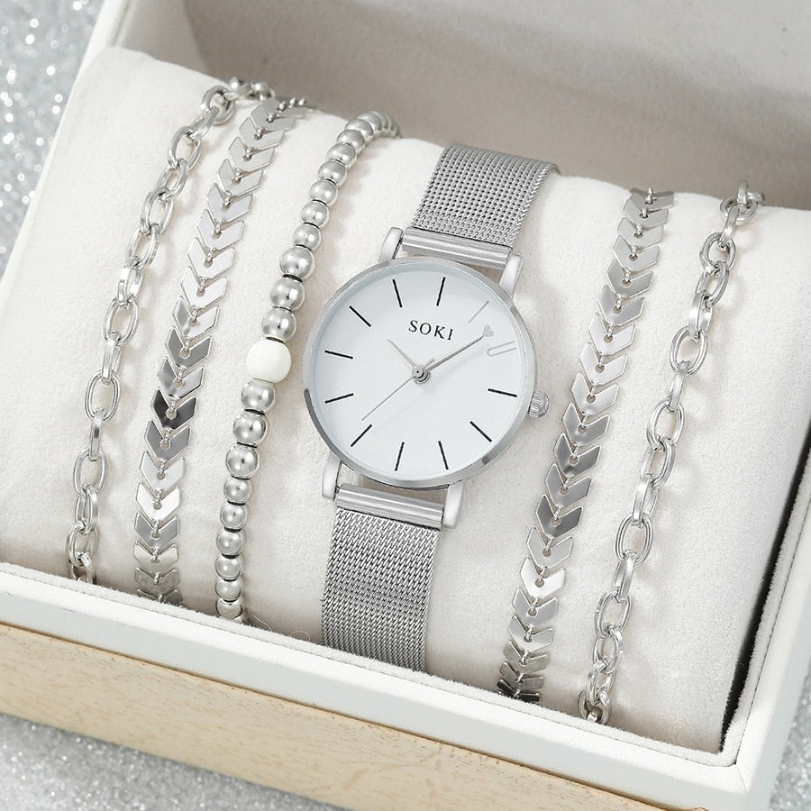 Conjunto Relógio Quartz + Pulseiras Brinde